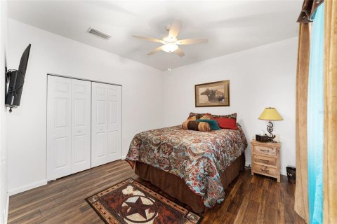 House in Ocala, Florida 3 bedrooms, 165.64 sq.m. № 2114130 - photo 24
