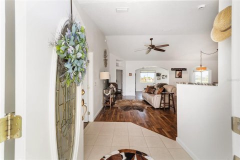 House in Ocala, Florida 3 bedrooms, 165.64 sq.m. № 2114130 - photo 4