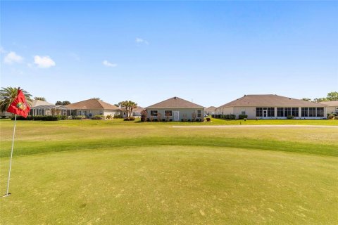 House in Ocala, Florida 3 bedrooms, 165.64 sq.m. № 2114130 - photo 30