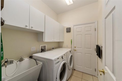 House in Ocala, Florida 3 bedrooms, 165.64 sq.m. № 2114130 - photo 27