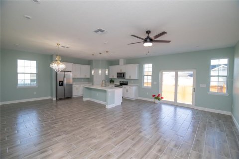 House in Lake Wales, Florida 4 bedrooms, 170.57 sq.m. № 2112365 - photo 21
