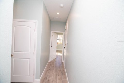 House in Lake Wales, Florida 4 bedrooms, 170.57 sq.m. № 2112365 - photo 23