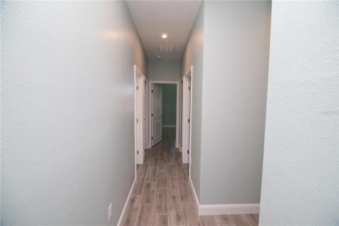 House in Lake Wales, Florida 4 bedrooms, 170.57 sq.m. № 2112365 - photo 24
