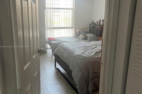 Купить кондоминиум в Хайалиа, Флорида 1 спальня, 66.15м2, № 2054572 - фото 4