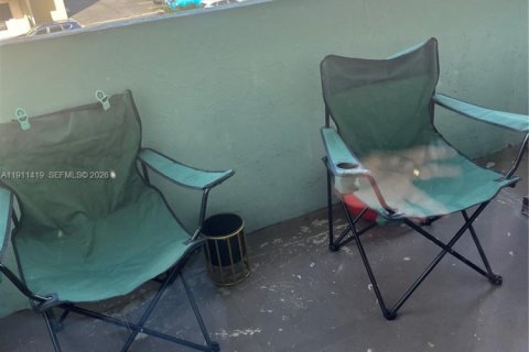 Купить кондоминиум в Хайалиа, Флорида 1 спальня, 66.15м2, № 2054572 - фото 3