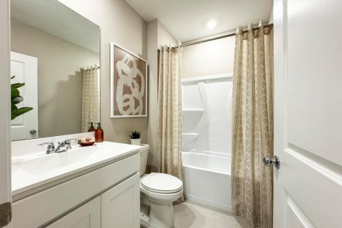 House in Port St. Lucie, Florida 5 bedrooms, 255.76 sq.m. № 2178494 - photo 3