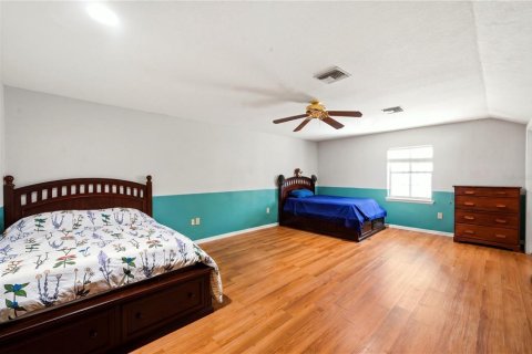 House in Orlando, Florida 4 bedrooms, 238.02 sq.m. № 2312265 - photo 19