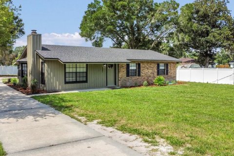 House in DeLand, Florida 3 bedrooms, 125.79 sq.m. № 1846868 - photo 26