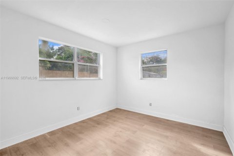 House in Fort Lauderdale, Florida 4 bedrooms № 2028839 - photo 20