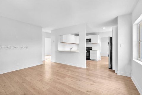 House in Fort Lauderdale, Florida 4 bedrooms № 2028839 - photo 22