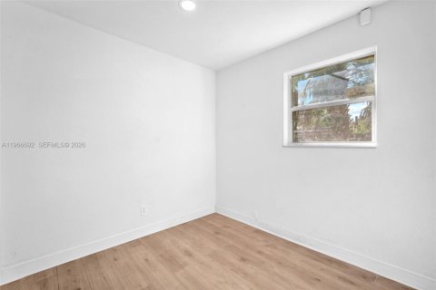 House in Fort Lauderdale, Florida 4 bedrooms № 2028839 - photo 13