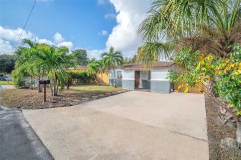 House in Fort Lauderdale, Florida 4 bedrooms № 2028839 - photo 24