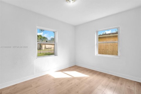 House in Fort Lauderdale, Florida 4 bedrooms № 2028839 - photo 18