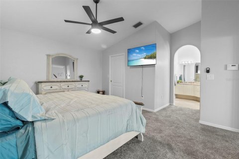 House in Lake Suzy, Florida 3 bedrooms, 133.13 sq.m. № 1513037 - photo 26