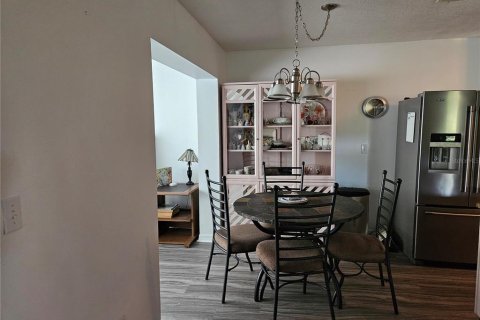 Снять в аренду кондоминиум в Сан-Сити-Центр, Флорида 7 комнат, 89.19м2, № 1913677 - фото 16