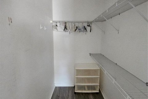 Снять в аренду кондоминиум в Сан-Сити-Центр, Флорида 7 комнат, 89.19м2, № 1913677 - фото 25