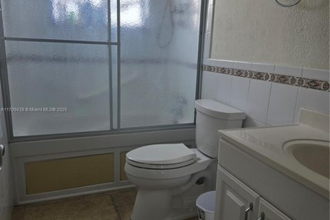 Condominio en venta en North Miami Beach, Florida, 2 dormitorios, 106.65 m2 № 1763382 - foto 14