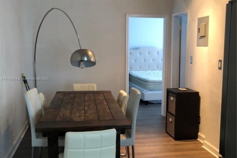 Condominio en venta en Miami Beach, Florida, 1 dormitorio, 56.67 m2 № 2014018 - foto 4