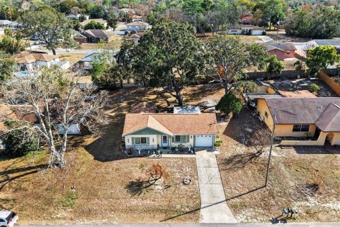 House in Spring Hill, Florida 2 bedrooms, 92.16 sq.m. № 2122086 - photo 29