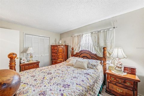 House in Spring Hill, Florida 2 bedrooms, 92.16 sq.m. № 2122086 - photo 22