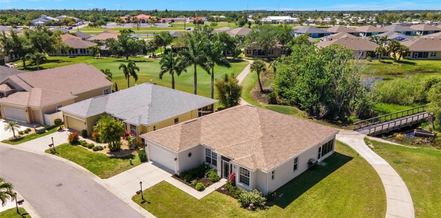 Casa en Punta Gorda, Florida 3 dormitorios, 154.78 m2 № 1908924