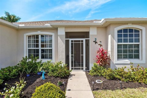 Casa en venta en Punta Gorda, Florida, 3 dormitorios, 154.78 m2 № 1908924 - foto 2