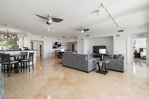 Condo in Key Largo, Florida, 4 bedrooms  № 1956233 - photo 10