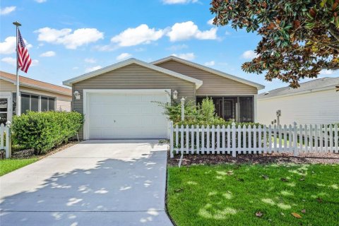 Casa en alquiler en The Villages, Florida, 2 dormitorios, 107.4 m2 № 1832206 - foto 1