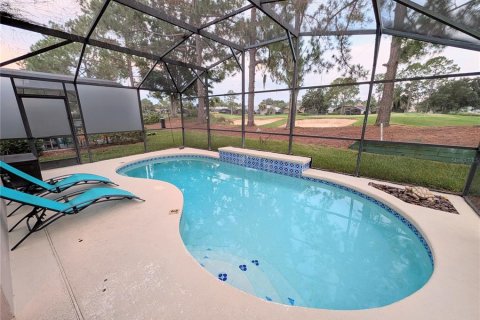 Villa ou maison à vendre à Haines City, Floride: 4 chambres, 155.8 m2 № 2279793 - photo 2