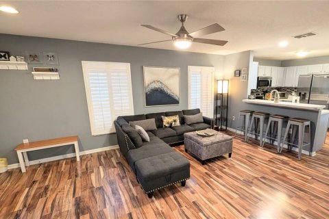 Villa ou maison à vendre à Haines City, Floride: 4 chambres, 155.8 m2 № 2279793 - photo 6