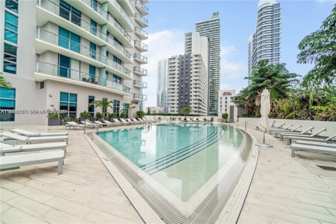 Condominio en alquiler en Miami, Florida, 49.33 m2 № 2044468 - foto 8