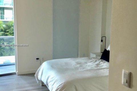 Condominio en alquiler en Miami, Florida, 49.33 m2 № 2044468 - foto 3
