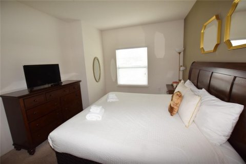 Townhouse in Kissimmee, Florida 3 bedrooms, 120.77 sq.m. № 2210638 - photo 11