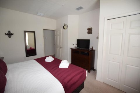 Townhouse in Kissimmee, Florida 3 bedrooms, 120.77 sq.m. № 2210638 - photo 18