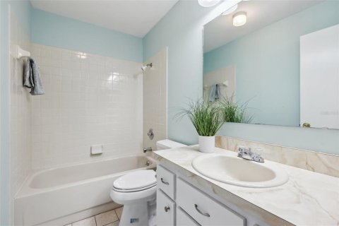 Villa ou maison à vendre à Leesburg, Floride: 2 chambres, 121.7 m2 № 1547517 - photo 28
