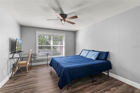House in Winter Springs, Florida 3 bedrooms, 144.37 sq.m. № 1577379 - photo 16