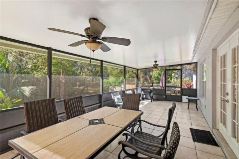 House in Winter Springs, Florida 3 bedrooms, 144.37 sq.m. № 1577379 - photo 27