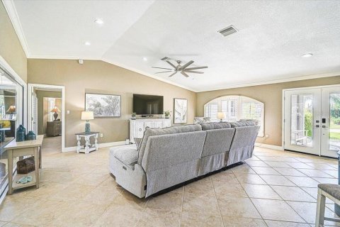 House in Port Charlotte, Florida 3 bedrooms, 183.85 sq.m. № 2429099 - photo 8