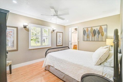 House in Port Charlotte, Florida 3 bedrooms, 183.85 sq.m. № 2429099 - photo 18