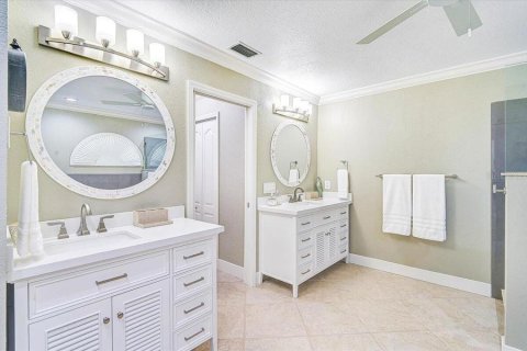 House in Port Charlotte, Florida 3 bedrooms, 183.85 sq.m. № 2429099 - photo 26