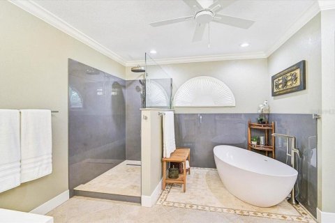 House in Port Charlotte, Florida 3 bedrooms, 183.85 sq.m. № 2429099 - photo 25