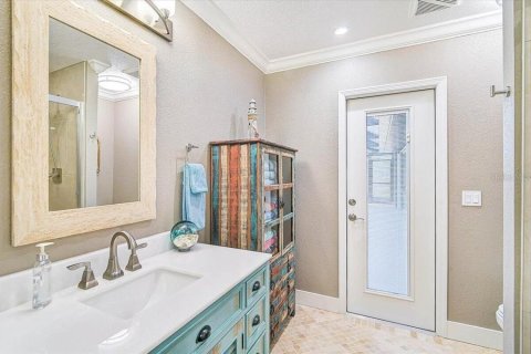 House in Port Charlotte, Florida 3 bedrooms, 183.85 sq.m. № 2429099 - photo 20