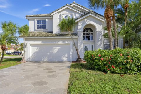 House in Lake Worth, Florida 4 bedrooms, 220.74 sq.m. № 2426210