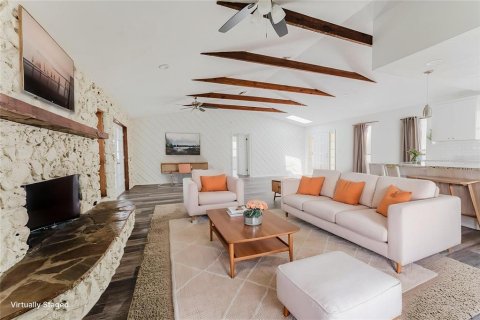 House in Port Orange, Florida 3 bedrooms, 160.54 sq.m. № 2232419 - photo 4