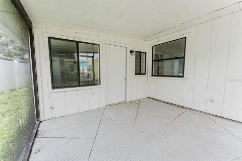 House in Port Orange, Florida 3 bedrooms, 160.54 sq.m. № 2232419 - photo 30