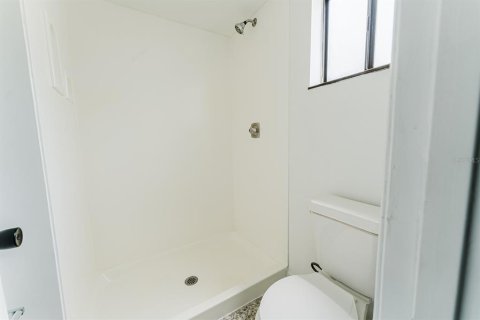 House in Port Orange, Florida 3 bedrooms, 160.54 sq.m. № 2232419 - photo 14