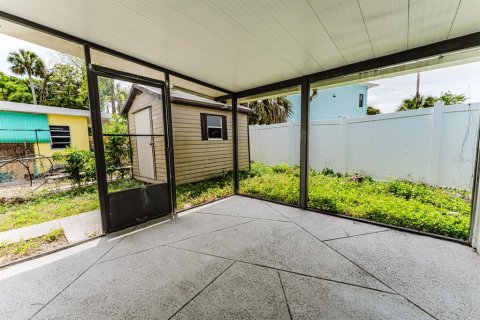 House in Port Orange, Florida 3 bedrooms, 160.54 sq.m. № 2232419 - photo 25