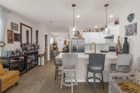 Villa ou maison à louer à Kissimmee, Floride: 3 chambres, 140.84 m2 № 2431828 - photo 16