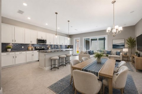 Casa en venta en Winter Garden, Florida, 4 dormitorios, 193.52 m2 № 2207184 - foto 3