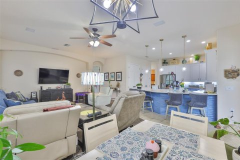 Villa ou maison à vendre à Sun City Center, Floride: 4 chambres, 237.64 m2 № 1910763 - photo 29